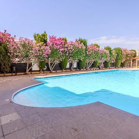 Cozy In The Heart Of Tourist Area With Pool *