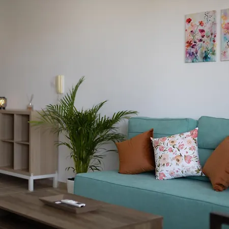 Cozy In The Heart Of Tourist Area With Pool *