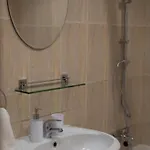 Cozy In The Heart Of Tourist Area With Pool