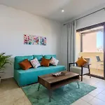 Cozy In The Heart Of Tourist Area With Pool Apartment Paphos