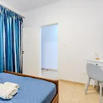 Cozy In The Heart Of Tourist Area With Pool Apartment *