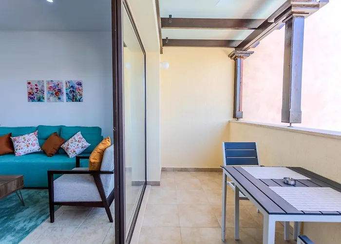 Cozy In The Heart Of Tourist Area With Pool *