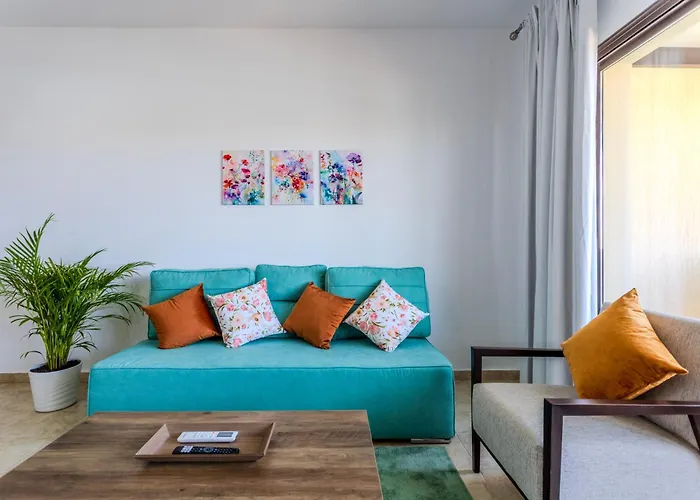 Cozy In The Heart Of Tourist Area With Pool *