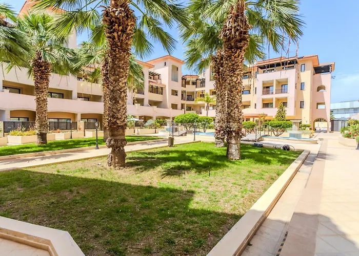 Apartmán Cozy In The Heart Of Tourist Area With Pool *