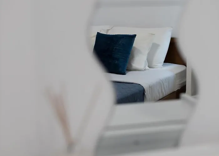 Cozy In The Heart Of Tourist Area With Pool Apartmán Paphos