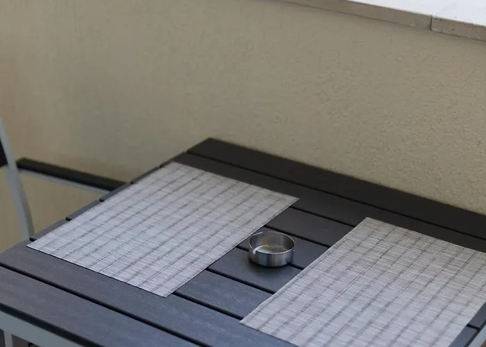 アパート Cozy In The Heart Of Tourist Area With Pool *