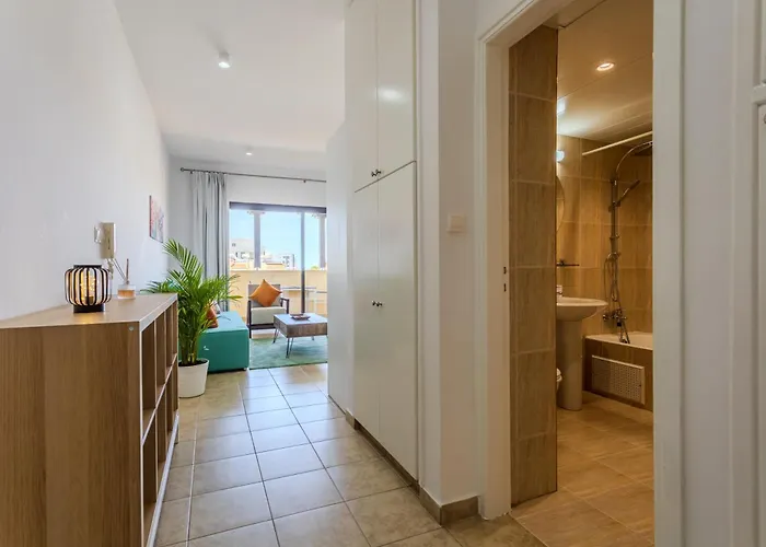 Cozy In The Heart Of Tourist Area With Pool *