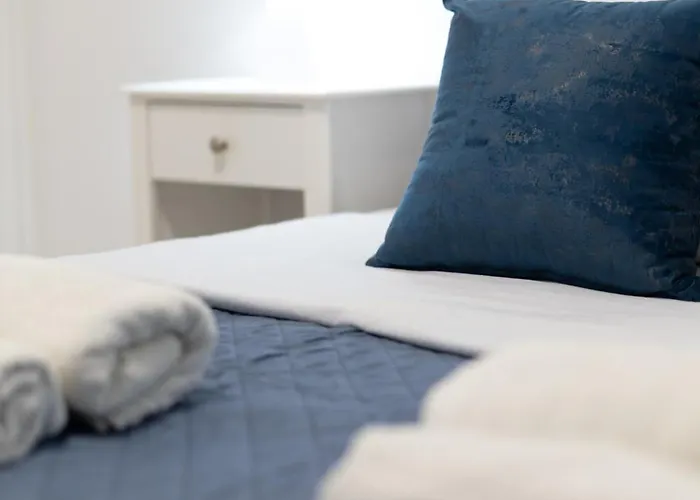 Cozy In The Heart Of Tourist Area With Pool Apartmán *