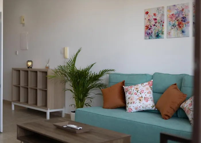 Cozy In The Heart Of Tourist Area With Pool *