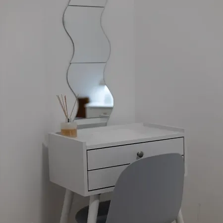 Cozy In The Heart Of Tourist Area With Pool *